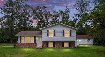 20023 PARADISE LN, RUTHER GLEN, Virginia 22546, 4 Bedrooms Bedrooms, ,3 BathroomsBathrooms,Residential,For sale,20023 PARADISE LN,VACV2008742 MLS # VACV2008742