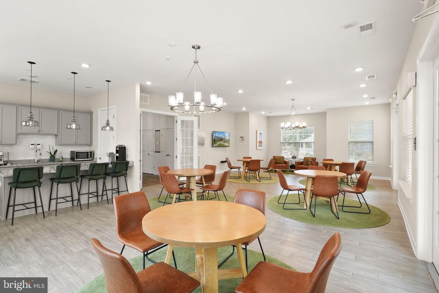 13950 ENGLEFIELD DR #3202, WOODBRIDGE, Virginia 22193, 2 Bedrooms Bedrooms, ,2 BathroomsBathrooms,Residential,For sale,13950 ENGLEFIELD DR #3202,VAPW2102276 MLS # VAPW2102276