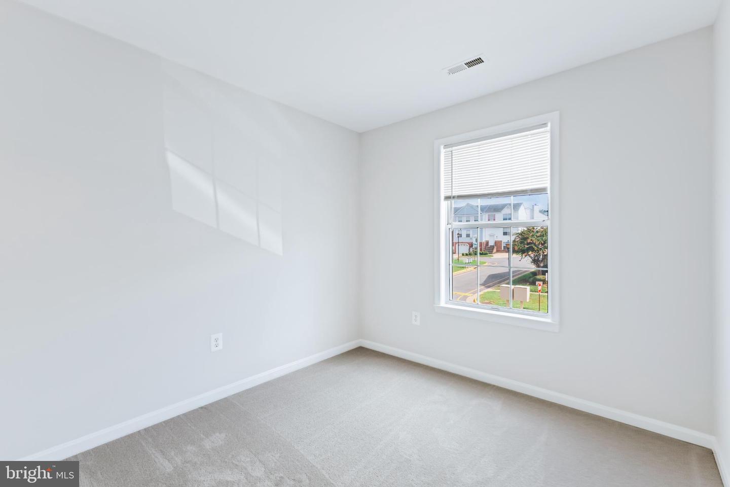 415 WESTMINSTER #149, STAFFORD, Virginia 22556, 3 Bedrooms Bedrooms, 6 Rooms Rooms,2 BathroomsBathrooms,Residential,For sale,415 WESTMINSTER #149,VAST2042092 MLS # VAST2042092