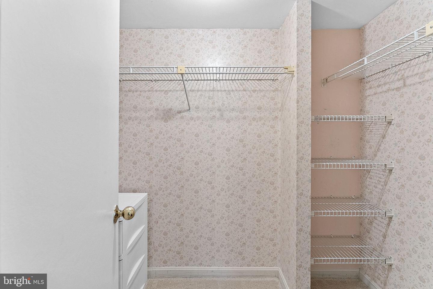 803 N HOWARD ST #254, ALEXANDRIA, Virginia 22304, 1 Bedroom Bedrooms, ,1 BathroomBathrooms,Residential,For sale,803 N HOWARD ST #254,VAAX2048906 MLS # VAAX2048906 803 N HOWARD ST #254, ALEXANDRIA, Virginia 22304, 1 Bedroom Bedrooms, ,1 BathroomBathrooms,Residential,For sale,803 N HOWARD ST #254,VAAX2048906 MLS # VAAX2048906