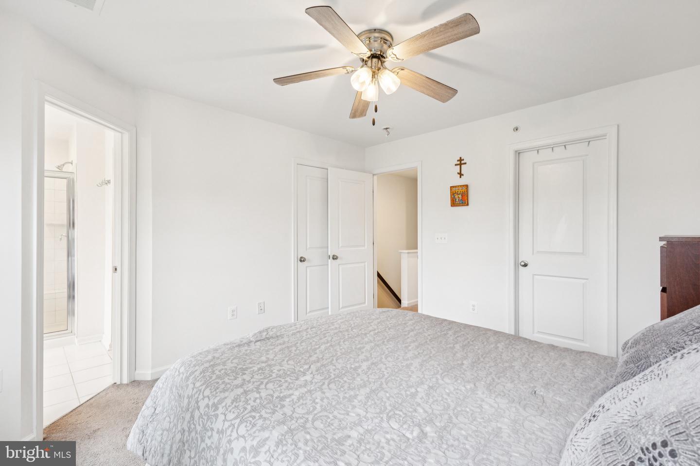 8264 KNIGHT STATION WAY, MANASSAS, Virginia 20110, 4 Bedrooms Bedrooms, ,3 BathroomsBathrooms,Residential,For sale,8264 KNIGHT STATION WAY,VAPW2102328 MLS # VAPW2102328