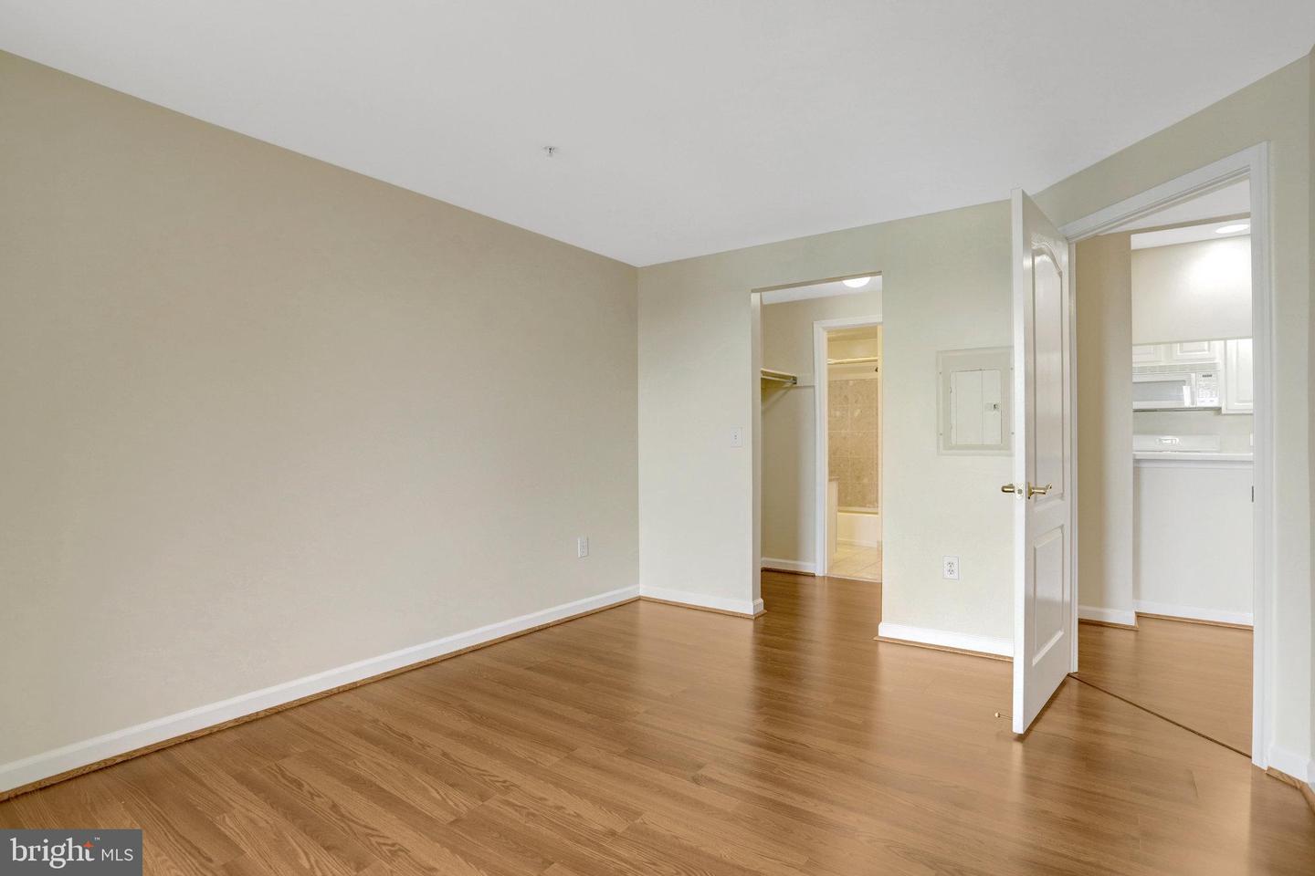 901 N MONROE ST #1408, ARLINGTON, Virginia 22201, 2 Bedrooms Bedrooms, 6 Rooms Rooms,2 BathroomsBathrooms,Residential,For sale,901 N MONROE ST #1408,VAAR2062658 MLS # VAAR2062658 901 N MONROE ST #1408, ARLINGTON, Virginia 22201, 2 Bedrooms Bedrooms, 6 Rooms Rooms,2 BathroomsBathrooms,Residential,For sale,901 N MONROE ST #1408,VAAR2062658 MLS # VAAR2062658