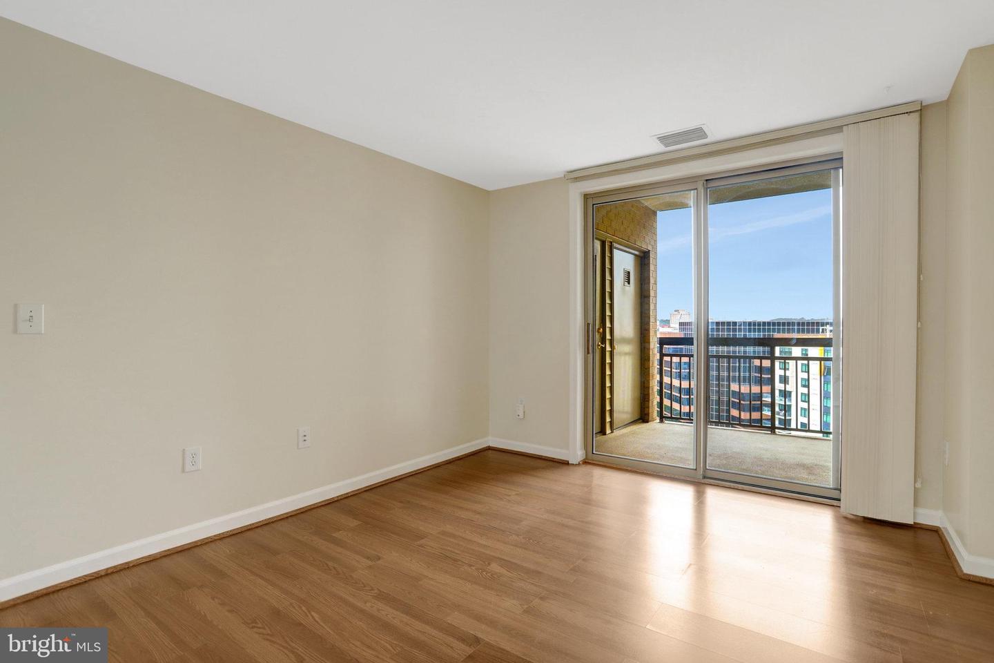 901 N MONROE ST #1408, ARLINGTON, Virginia 22201, 2 Bedrooms Bedrooms, 6 Rooms Rooms,2 BathroomsBathrooms,Residential,For sale,901 N MONROE ST #1408,VAAR2062658 MLS # VAAR2062658 901 N MONROE ST #1408, ARLINGTON, Virginia 22201, 2 Bedrooms Bedrooms, 6 Rooms Rooms,2 BathroomsBathrooms,Residential,For sale,901 N MONROE ST #1408,VAAR2062658 MLS # VAAR2062658