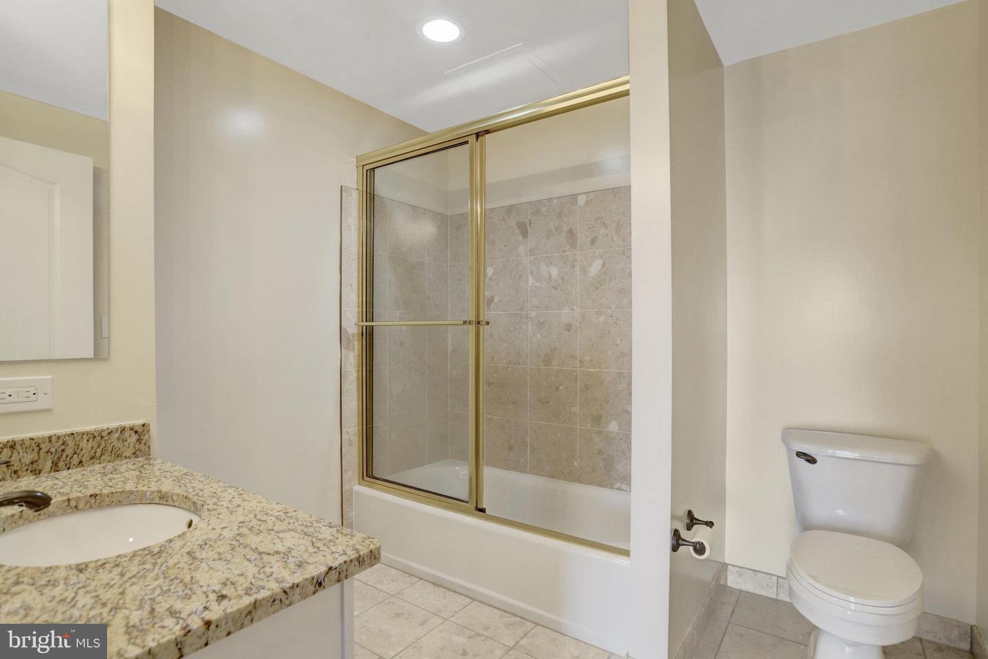 901 N MONROE ST #1408, ARLINGTON, Virginia 22201, 2 Bedrooms Bedrooms, 6 Rooms Rooms,2 BathroomsBathrooms,Residential,For sale,901 N MONROE ST #1408,VAAR2062658 MLS # VAAR2062658 901 N MONROE ST #1408, ARLINGTON, Virginia 22201, 2 Bedrooms Bedrooms, 6 Rooms Rooms,2 BathroomsBathrooms,Residential,For sale,901 N MONROE ST #1408,VAAR2062658 MLS # VAAR2062658