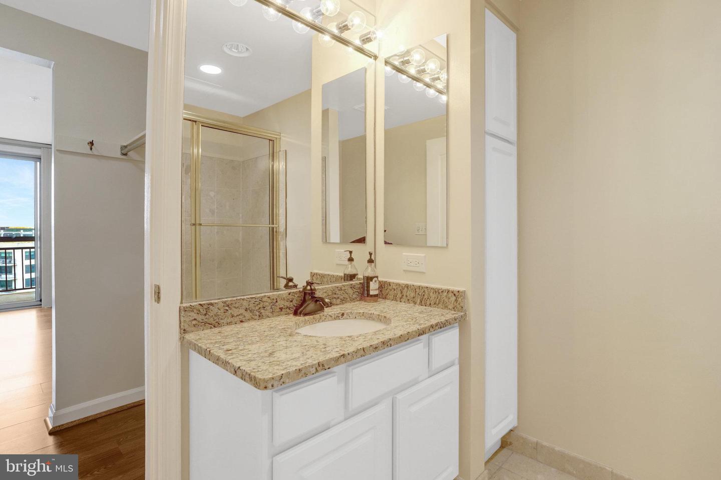 901 N MONROE ST #1408, ARLINGTON, Virginia 22201, 2 Bedrooms Bedrooms, 6 Rooms Rooms,2 BathroomsBathrooms,Residential,For sale,901 N MONROE ST #1408,VAAR2062658 MLS # VAAR2062658 901 N MONROE ST #1408, ARLINGTON, Virginia 22201, 2 Bedrooms Bedrooms, 6 Rooms Rooms,2 BathroomsBathrooms,Residential,For sale,901 N MONROE ST #1408,VAAR2062658 MLS # VAAR2062658