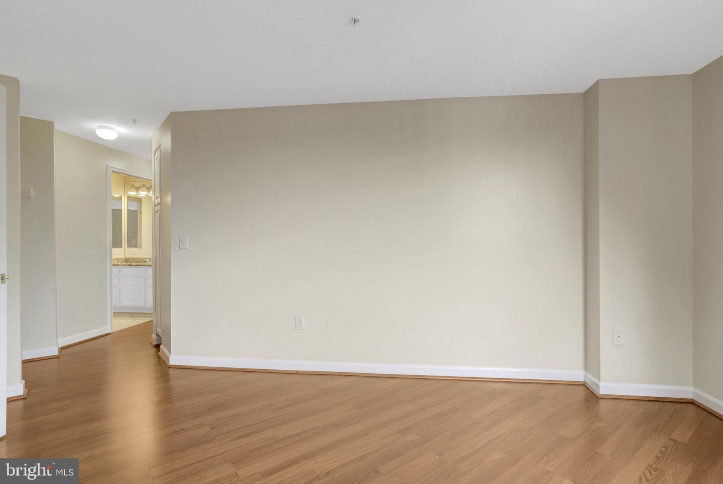 901 N MONROE ST #1408, ARLINGTON, Virginia 22201, 2 Bedrooms Bedrooms, 6 Rooms Rooms,2 BathroomsBathrooms,Residential,For sale,901 N MONROE ST #1408,VAAR2062658 MLS # VAAR2062658 901 N MONROE ST #1408, ARLINGTON, Virginia 22201, 2 Bedrooms Bedrooms, 6 Rooms Rooms,2 BathroomsBathrooms,Residential,For sale,901 N MONROE ST #1408,VAAR2062658 MLS # VAAR2062658