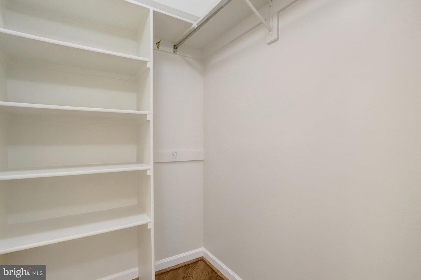 901 N MONROE ST #1408, ARLINGTON, Virginia 22201, 2 Bedrooms Bedrooms, 6 Rooms Rooms,2 BathroomsBathrooms,Residential,For sale,901 N MONROE ST #1408,VAAR2062658 MLS # VAAR2062658 901 N MONROE ST #1408, ARLINGTON, Virginia 22201, 2 Bedrooms Bedrooms, 6 Rooms Rooms,2 BathroomsBathrooms,Residential,For sale,901 N MONROE ST #1408,VAAR2062658 MLS # VAAR2062658