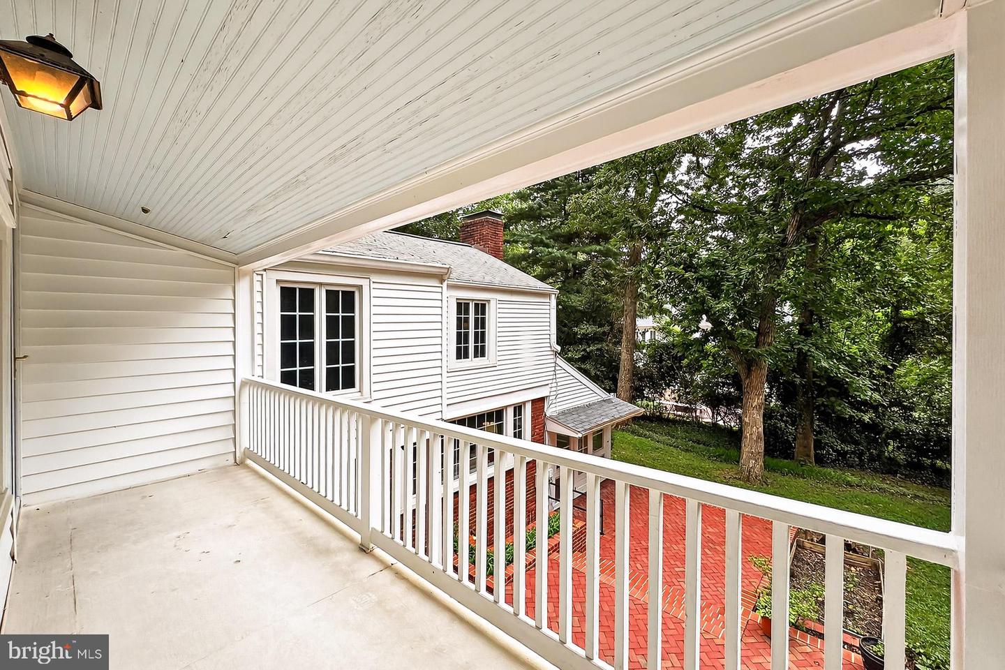 3032 KNOLL DR, FALLS CHURCH, Virginia 22042, 3 Bedrooms Bedrooms, ,3 BathroomsBathrooms,Residential,For sale,3032 KNOLL DR,VAFX2262988 MLS # VAFX2262988