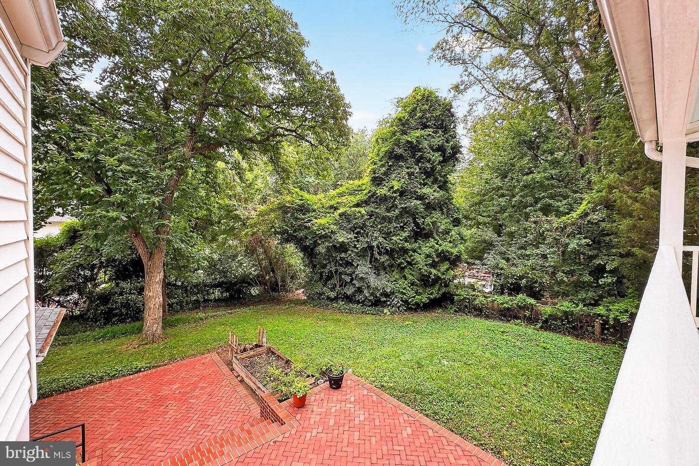 3032 KNOLL DR, FALLS CHURCH, Virginia 22042, 3 Bedrooms Bedrooms, ,3 BathroomsBathrooms,Residential,For sale,3032 KNOLL DR,VAFX2262988 MLS # VAFX2262988