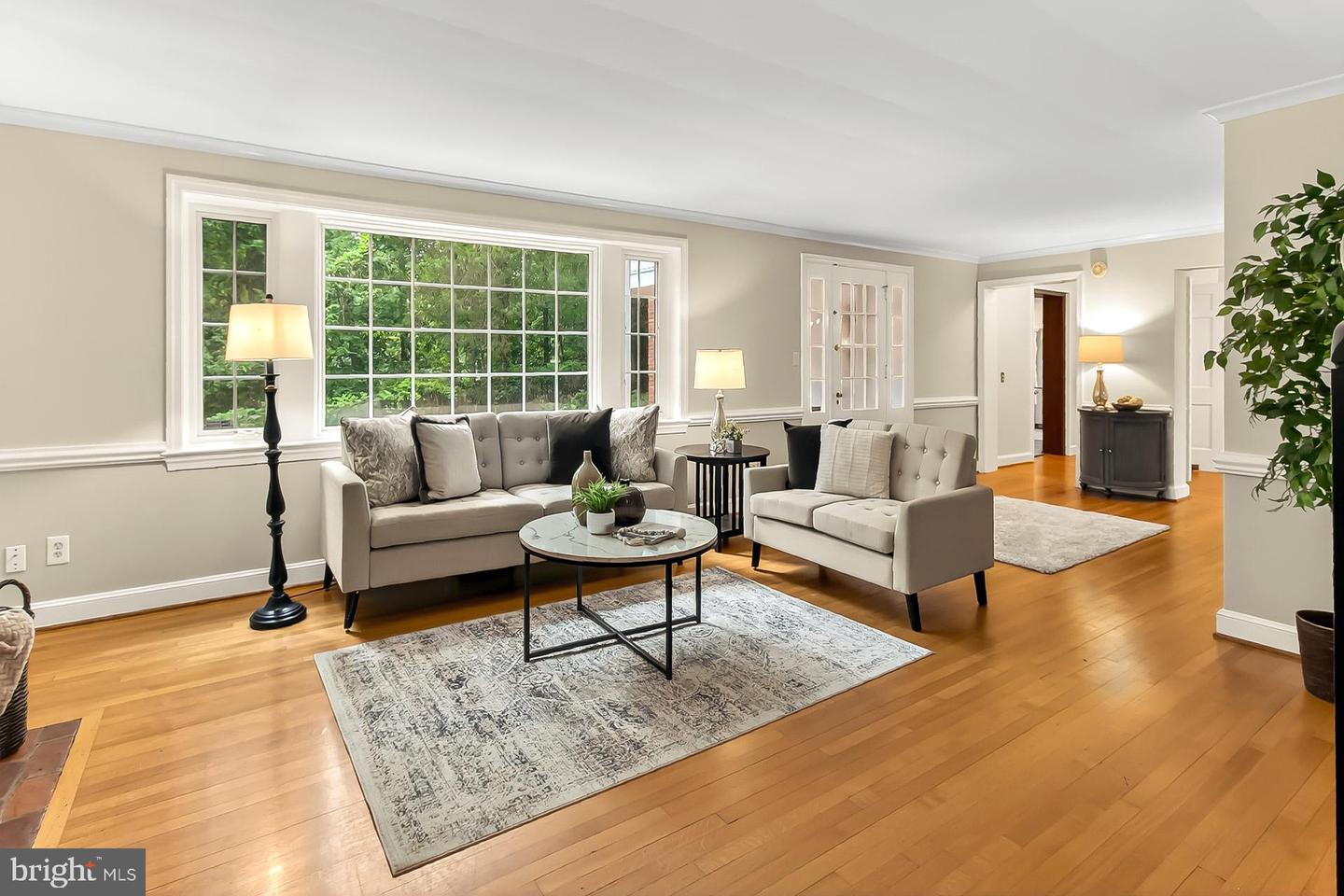 3032 KNOLL DR, FALLS CHURCH, Virginia 22042, 3 Bedrooms Bedrooms, ,3 BathroomsBathrooms,Residential,For sale,3032 KNOLL DR,VAFX2262988 MLS # VAFX2262988