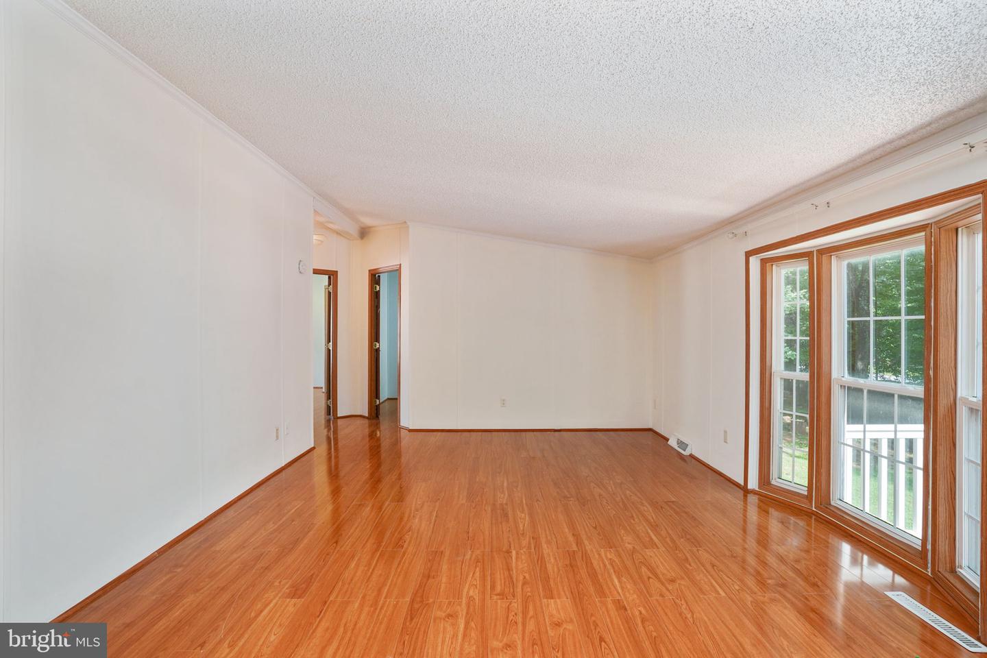 3201 DANBURY CIR, SPOTSYLVANIA, Virginia 22551, 3 Bedrooms Bedrooms, ,2 BathroomsBathrooms,Residential,For sale,3201 DANBURY CIR,VASP2035754 MLS # VASP2035754