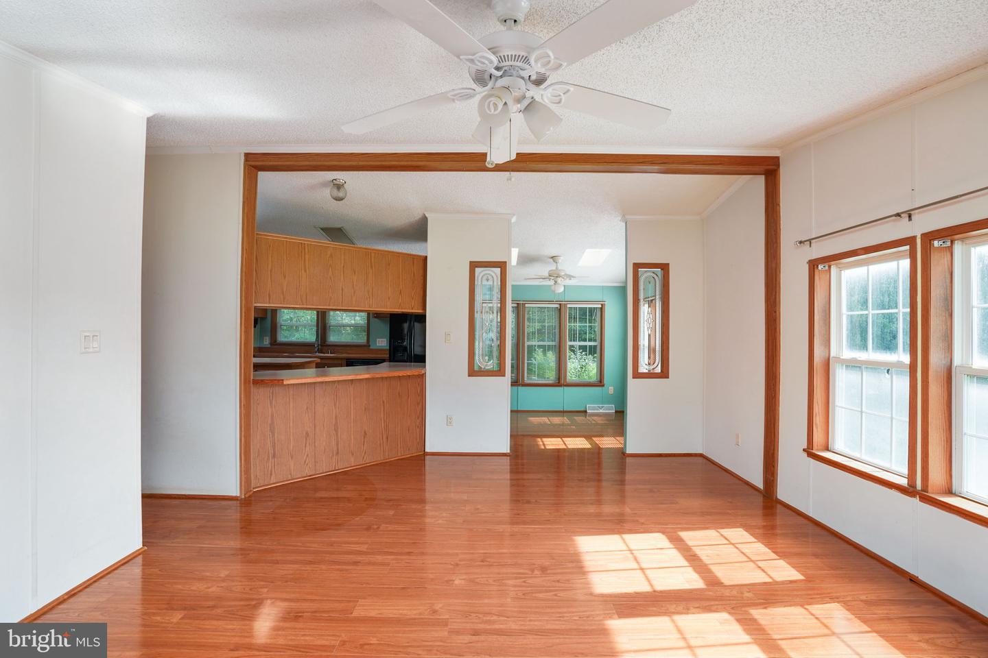 3201 DANBURY CIR, SPOTSYLVANIA, Virginia 22551, 3 Bedrooms Bedrooms, ,2 BathroomsBathrooms,Residential,For sale,3201 DANBURY CIR,VASP2035754 MLS # VASP2035754