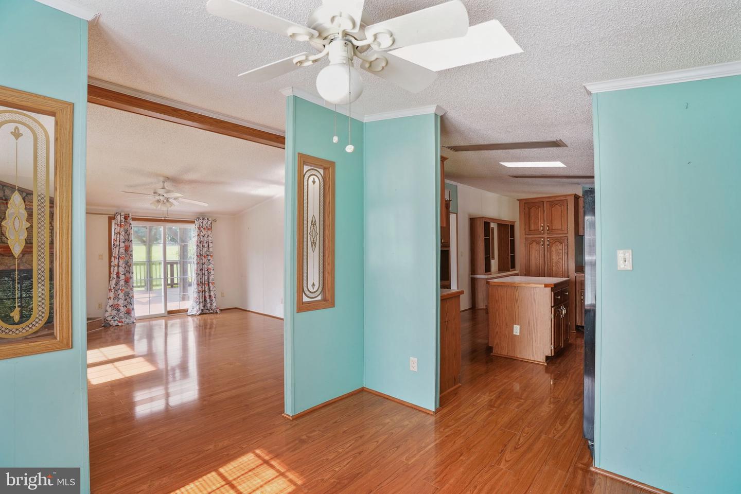 3201 DANBURY CIR, SPOTSYLVANIA, Virginia 22551, 3 Bedrooms Bedrooms, ,2 BathroomsBathrooms,Residential,For sale,3201 DANBURY CIR,VASP2035754 MLS # VASP2035754
