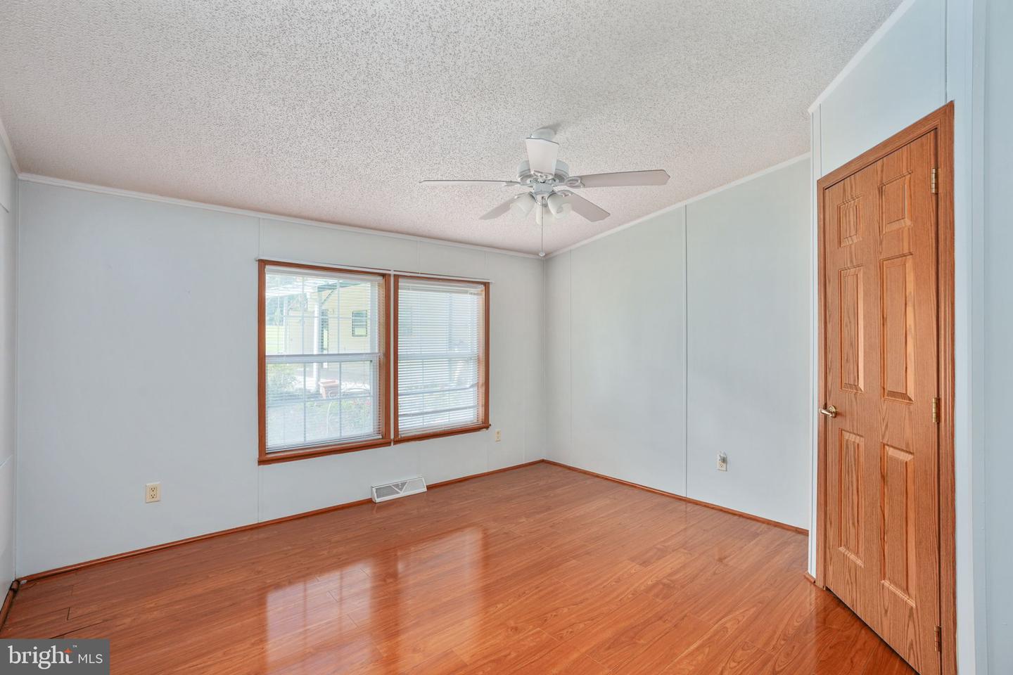 3201 DANBURY CIR, SPOTSYLVANIA, Virginia 22551, 3 Bedrooms Bedrooms, ,2 BathroomsBathrooms,Residential,For sale,3201 DANBURY CIR,VASP2035754 MLS # VASP2035754