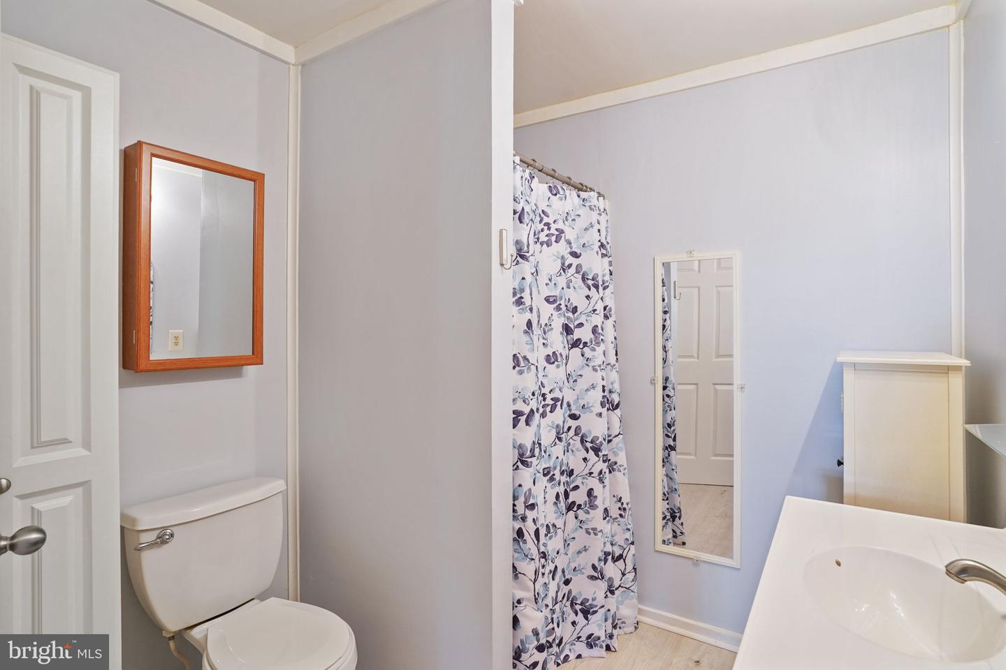 3201 DANBURY CIR, SPOTSYLVANIA, Virginia 22551, 3 Bedrooms Bedrooms, ,2 BathroomsBathrooms,Residential,For sale,3201 DANBURY CIR,VASP2035754 MLS # VASP2035754