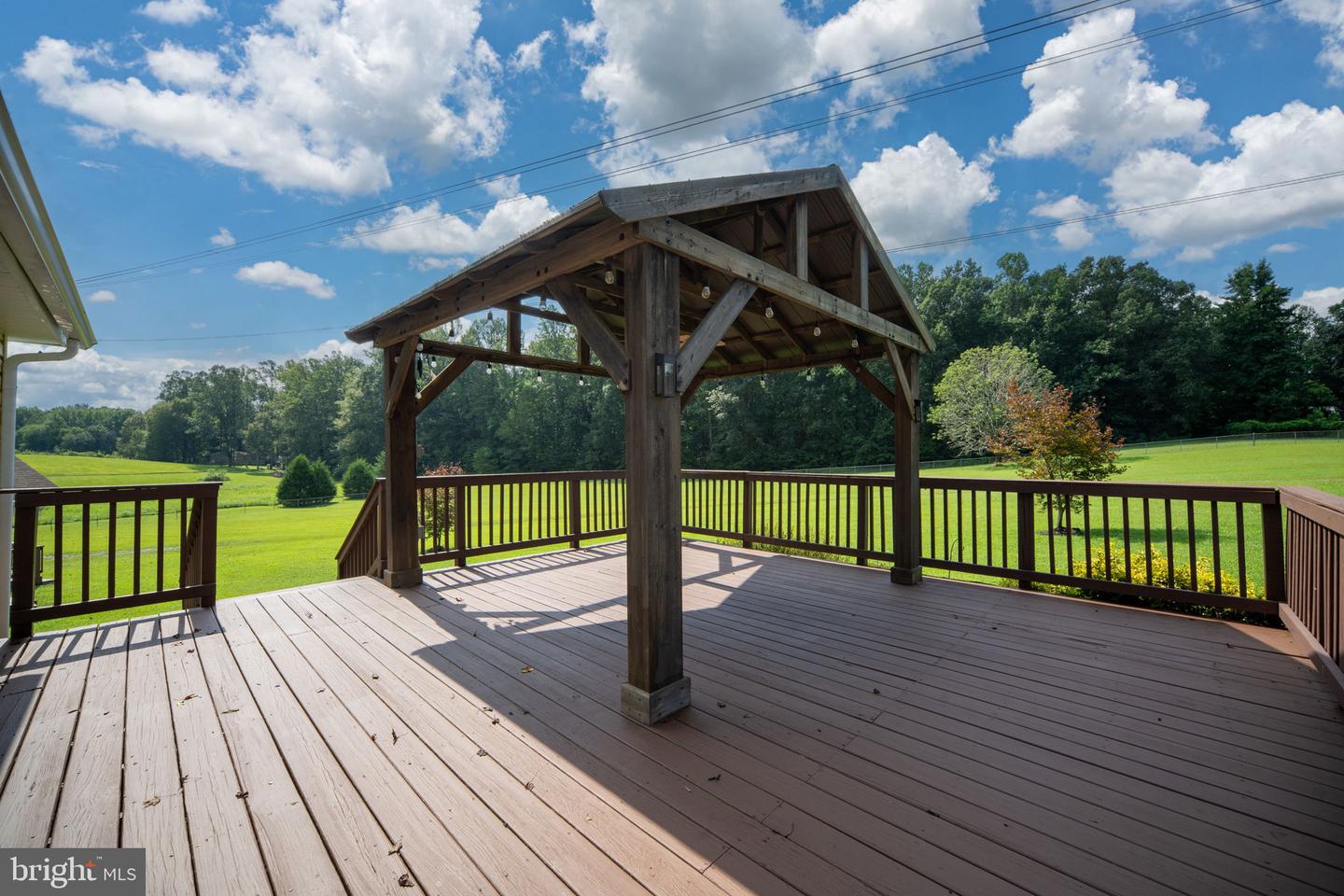 3201 DANBURY CIR, SPOTSYLVANIA, Virginia 22551, 3 Bedrooms Bedrooms, ,2 BathroomsBathrooms,Residential,For sale,3201 DANBURY CIR,VASP2035754 MLS # VASP2035754