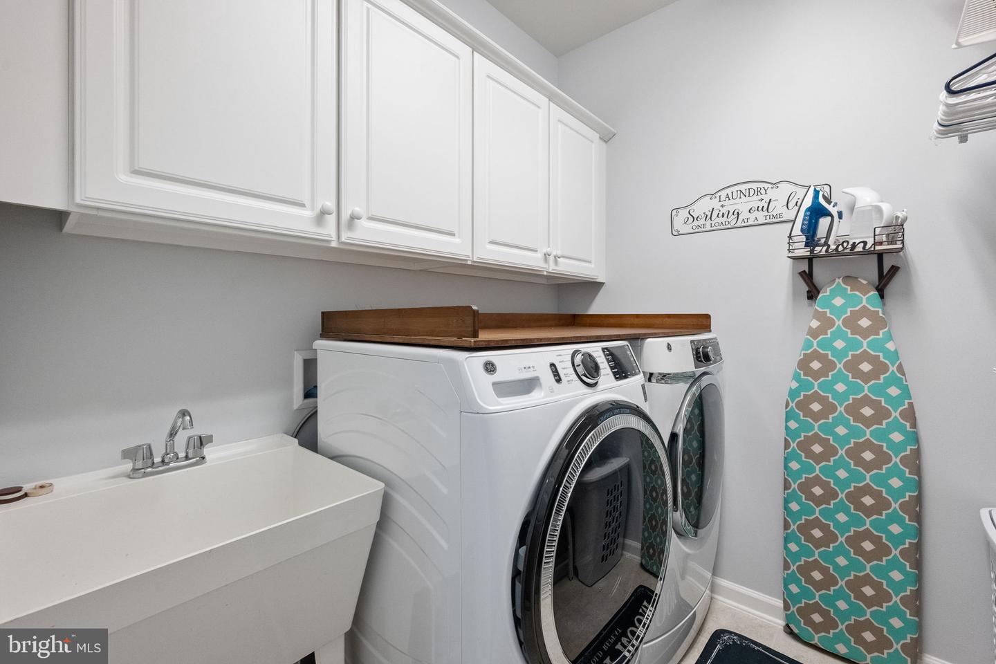 20786 ADAMS MILL PL, ASHBURN, Virginia 20147, 2 Bedrooms Bedrooms, ,2 BathroomsBathrooms,Residential,For sale,20786 ADAMS MILL PL,VALO2105254 MLS # VALO2105254