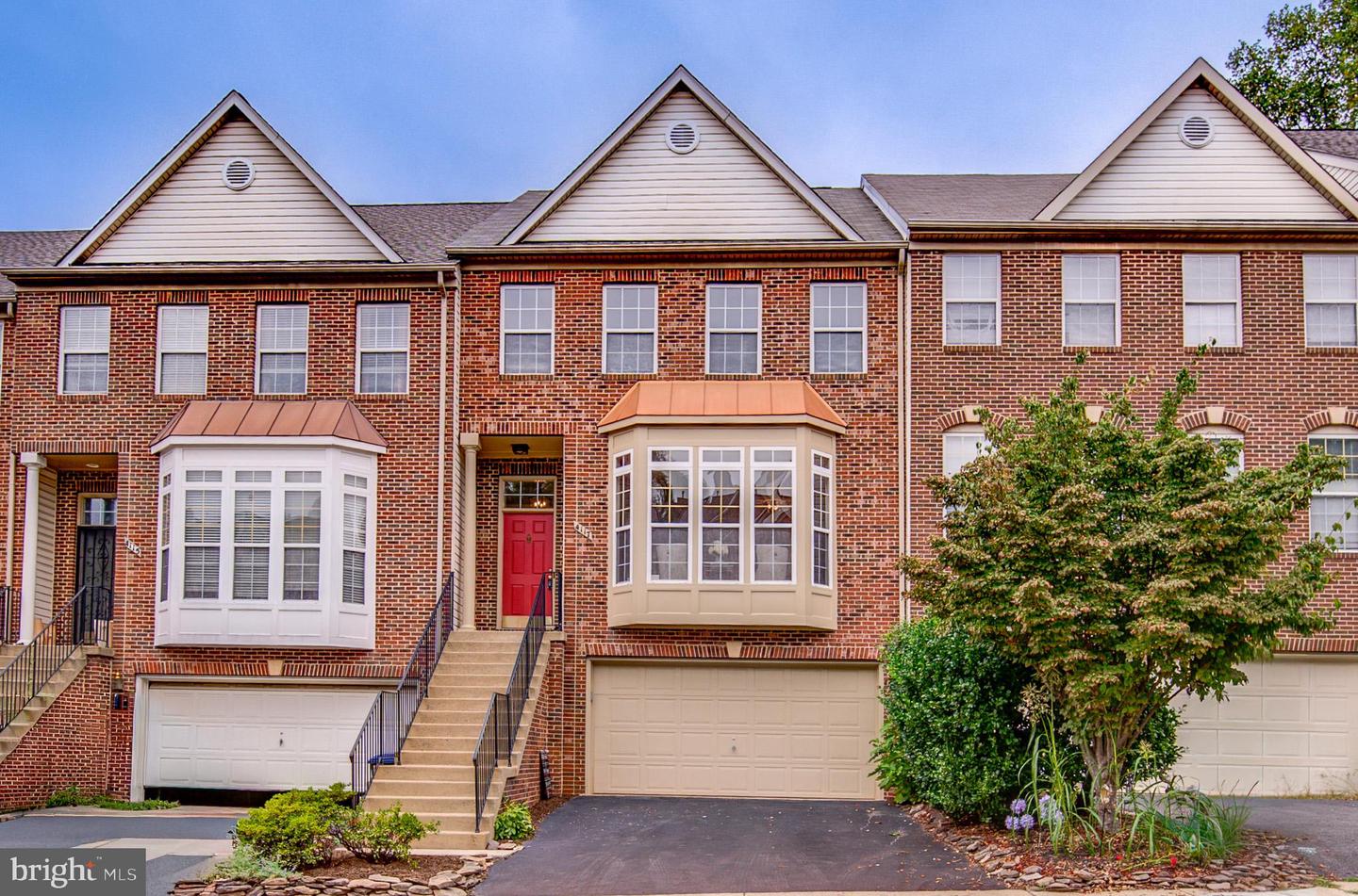 4117 BROOKGREEN DR, FAIRFAX, Virginia 22033, 3 Bedrooms Bedrooms, ,3 BathroomsBathrooms,Residential,For sale,4117 BROOKGREEN DR,VAFX2263038 MLS # VAFX2263038