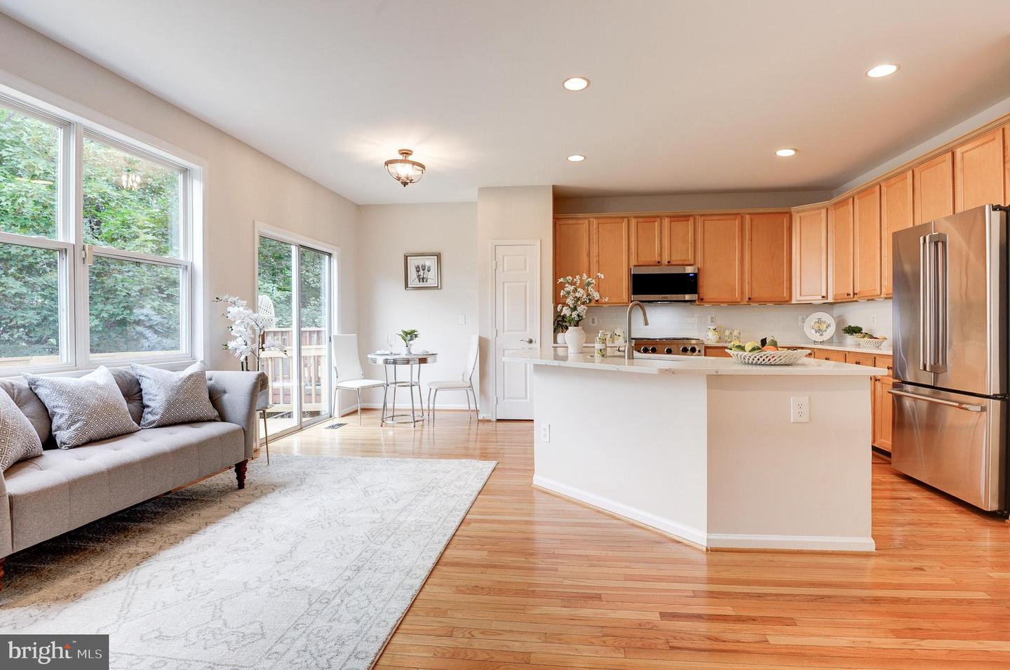 4117 BROOKGREEN DR, FAIRFAX, Virginia 22033, 3 Bedrooms Bedrooms, ,3 BathroomsBathrooms,Residential,For sale,4117 BROOKGREEN DR,VAFX2263038 MLS # VAFX2263038