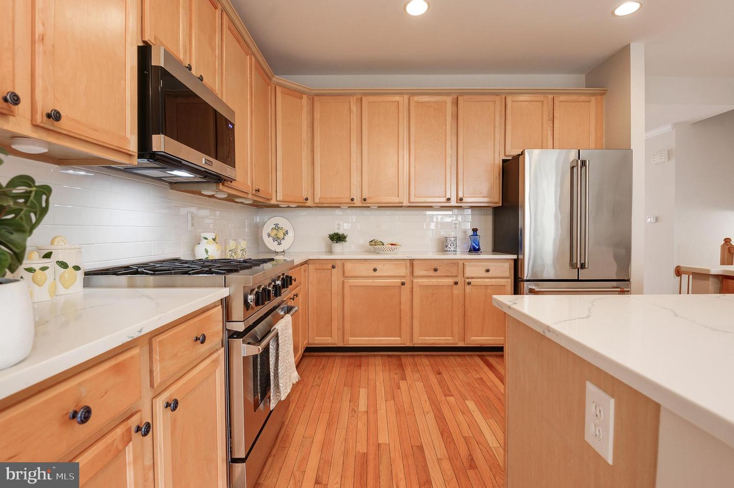 4117 BROOKGREEN DR, FAIRFAX, Virginia 22033, 3 Bedrooms Bedrooms, ,3 BathroomsBathrooms,Residential,For sale,4117 BROOKGREEN DR,VAFX2263038 MLS # VAFX2263038