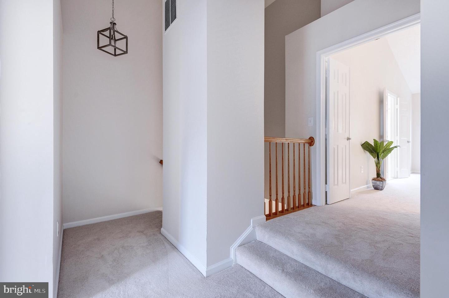 4117 BROOKGREEN DR, FAIRFAX, Virginia 22033, 3 Bedrooms Bedrooms, ,3 BathroomsBathrooms,Residential,For sale,4117 BROOKGREEN DR,VAFX2263038 MLS # VAFX2263038