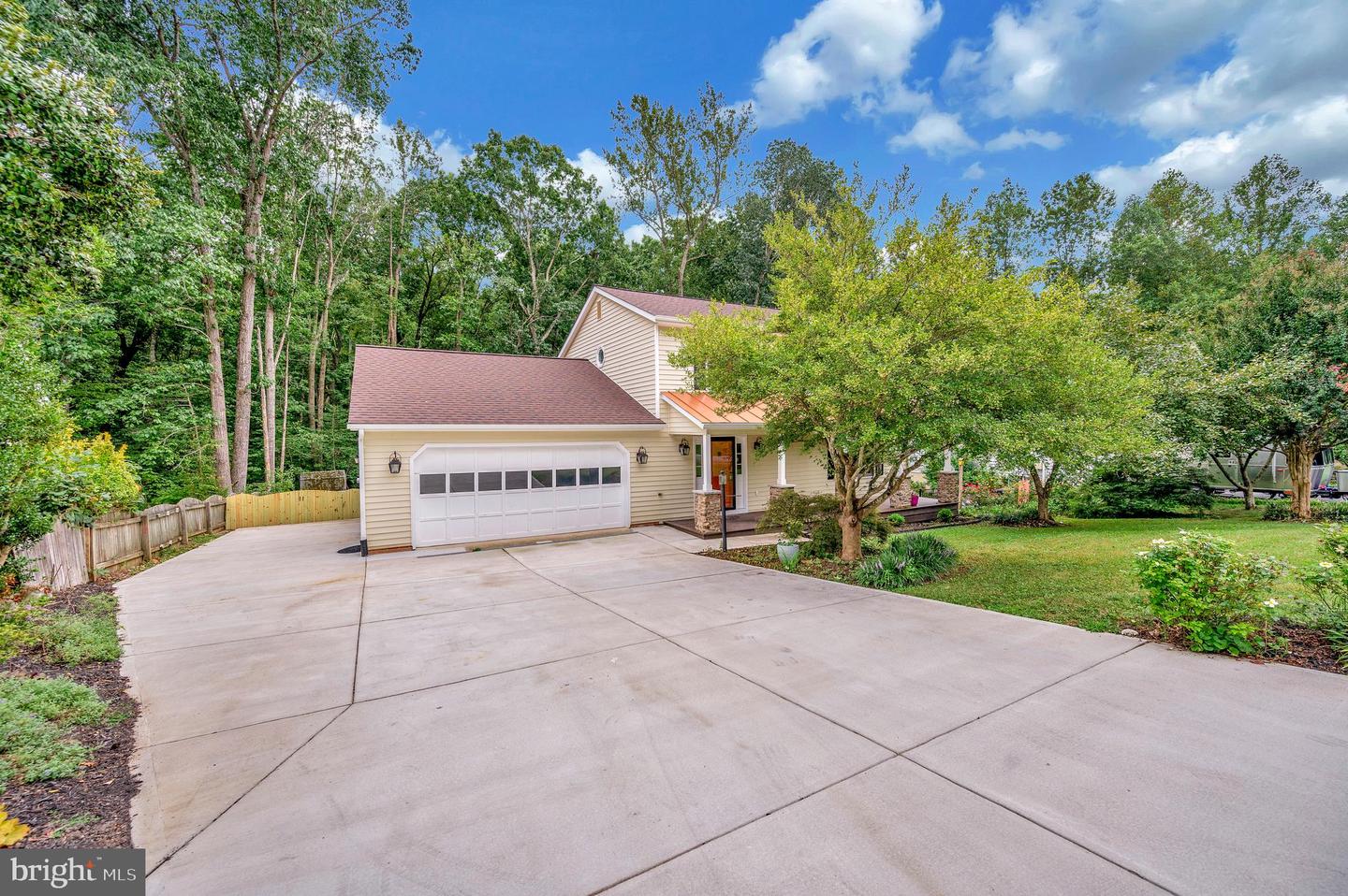 10508 CHESTERWOOD DR, SPOTSYLVANIA, Virginia 22553, 4 Bedrooms Bedrooms, ,2 BathroomsBathrooms,Residential,For sale,10508 CHESTERWOOD DR,VASP2035768 MLS # VASP2035768