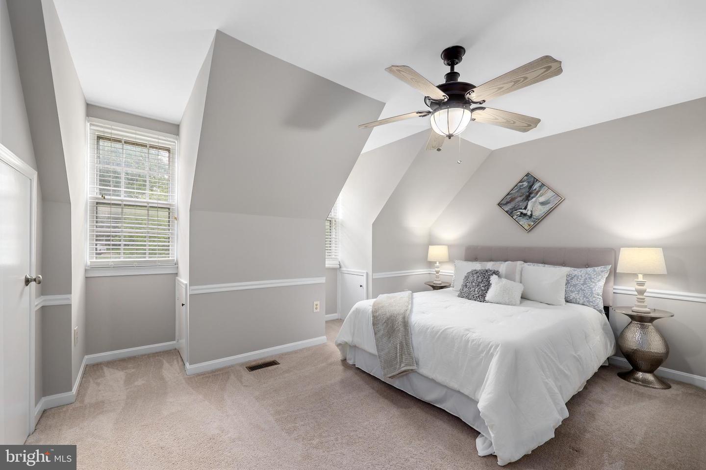 11990 FARRABOW LN, WOODBRIDGE, Virginia 22192, 4 Bedrooms Bedrooms, ,3 BathroomsBathrooms,Residential,For sale,11990 FARRABOW LN,VAPW2102428 MLS # VAPW2102428