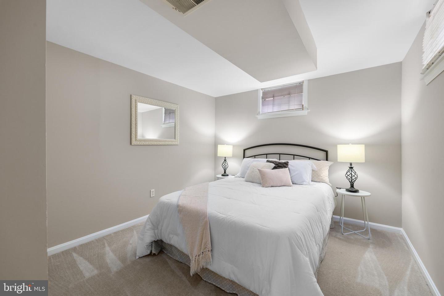 11990 FARRABOW LN, WOODBRIDGE, Virginia 22192, 4 Bedrooms Bedrooms, ,3 BathroomsBathrooms,Residential,For sale,11990 FARRABOW LN,VAPW2102428 MLS # VAPW2102428
