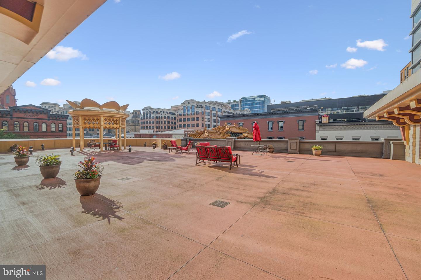 777 7TH ST NW #1024, WASHINGTON, District Of Columbia 20001, 2 Bedrooms Bedrooms, ,2 BathroomsBathrooms,Residential,For sale,777 7TH ST NW #1024,DCDC2216606 MLS # DCDC2216606