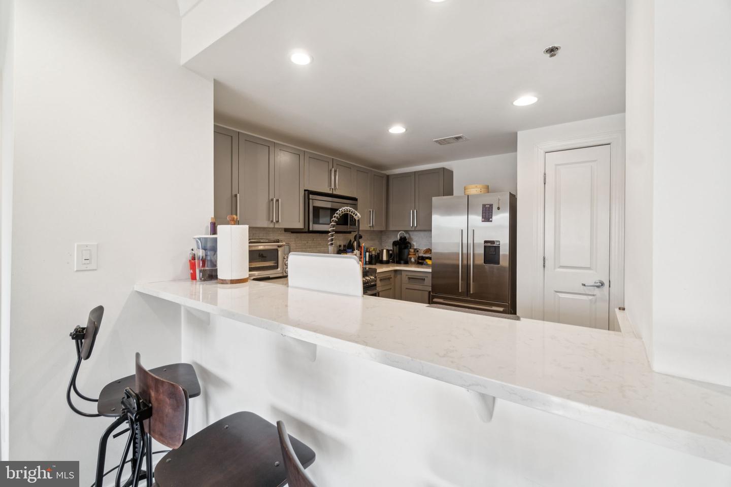 777 7TH ST NW #1024, WASHINGTON, District Of Columbia 20001, 2 Bedrooms Bedrooms, ,2 BathroomsBathrooms,Residential,For sale,777 7TH ST NW #1024,DCDC2216606 MLS # DCDC2216606