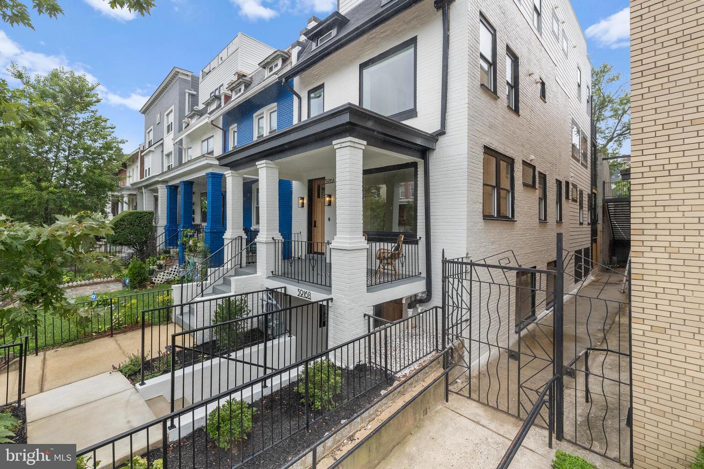 3916 8TH ST NW #B, WASHINGTON, District Of Columbia 20011, 3 Bedrooms Bedrooms, ,3 BathroomsBathrooms,Residential,For sale,3916 8TH ST NW #B,DCDC2216614 MLS # DCDC2216614