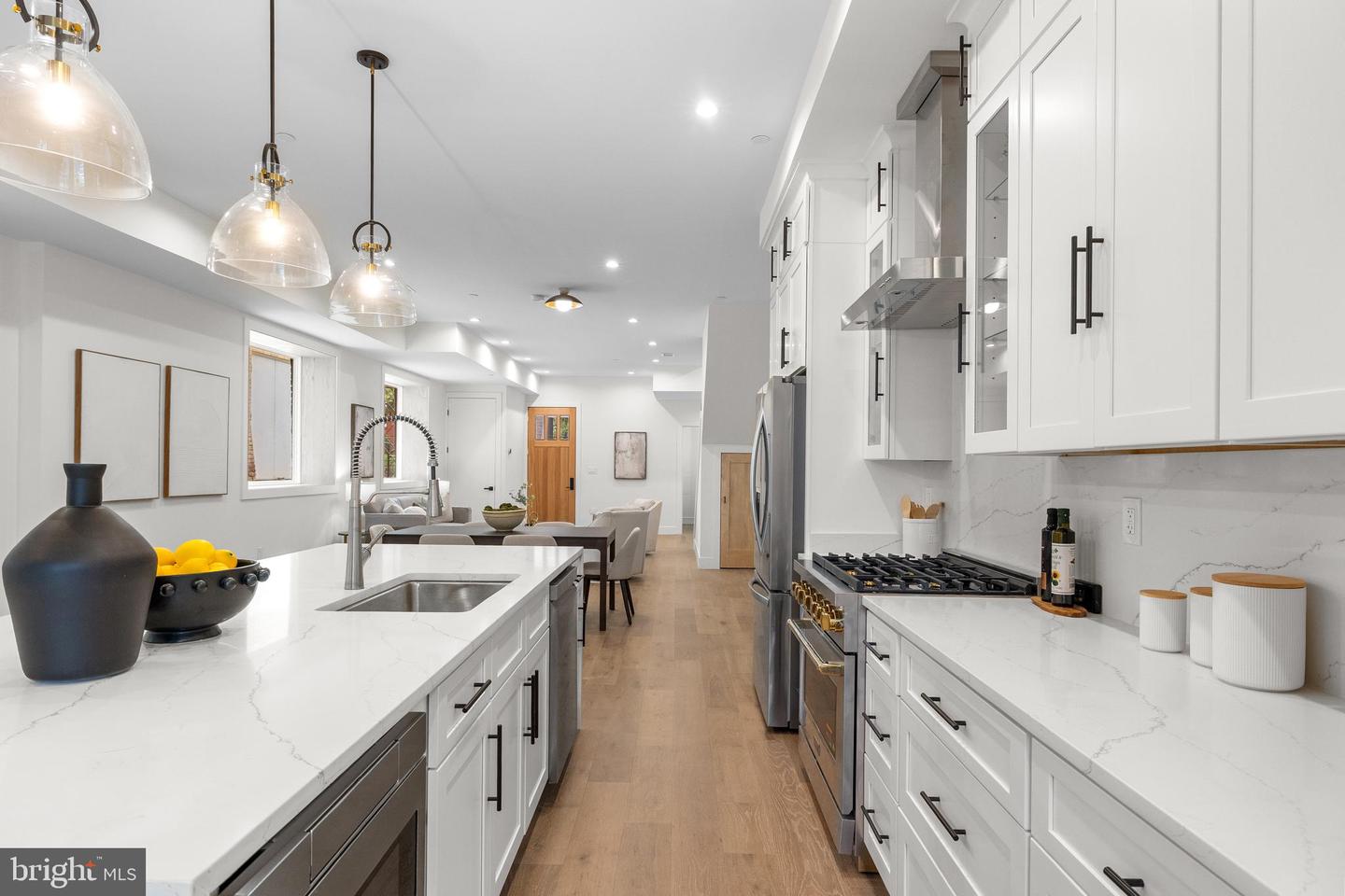 3916 8TH ST NW #B, WASHINGTON, District Of Columbia 20011, 3 Bedrooms Bedrooms, ,3 BathroomsBathrooms,Residential,For sale,3916 8TH ST NW #B,DCDC2216614 MLS # DCDC2216614
