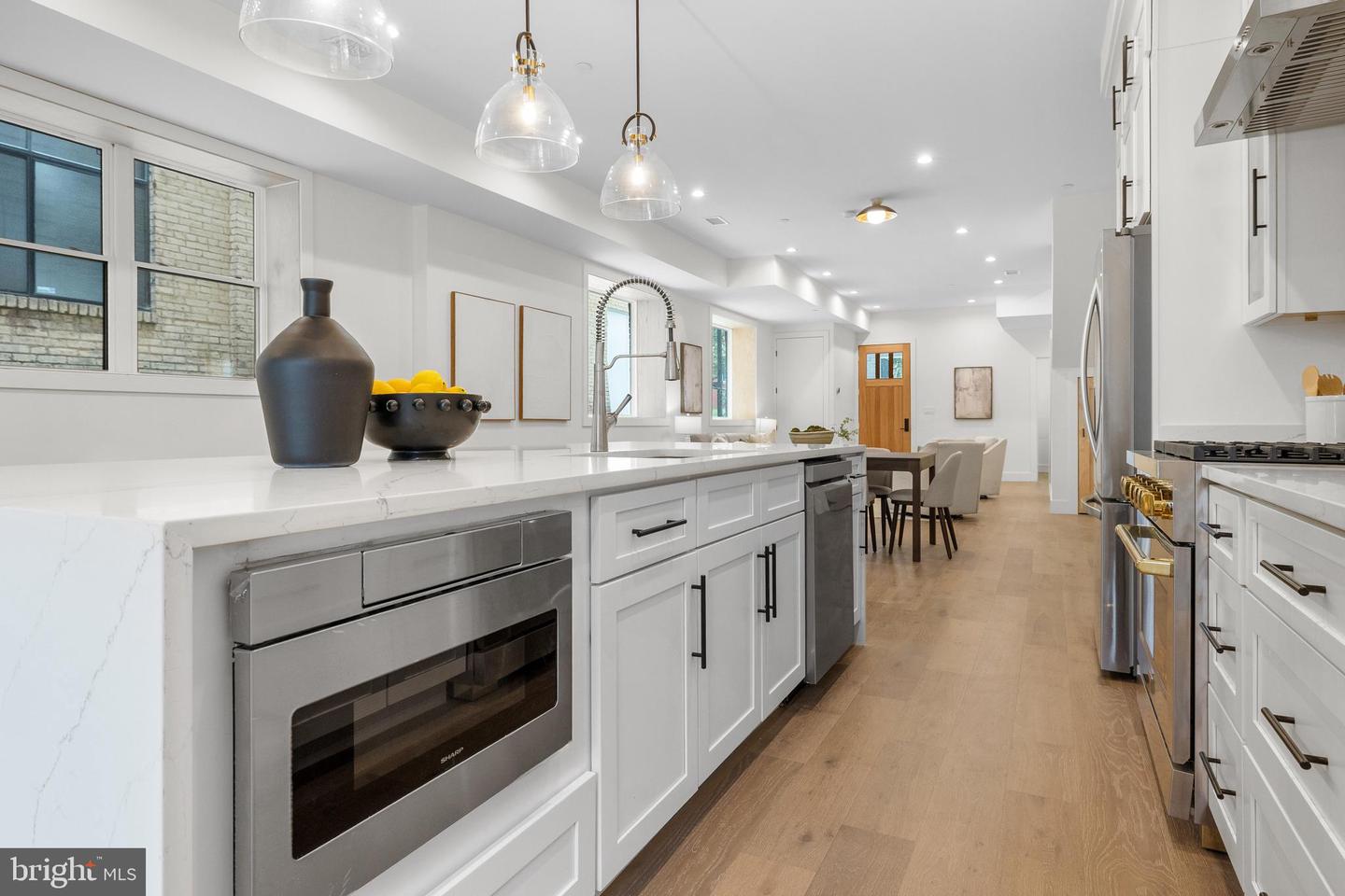 3916 8TH ST NW #B, WASHINGTON, District Of Columbia 20011, 3 Bedrooms Bedrooms, ,3 BathroomsBathrooms,Residential,For sale,3916 8TH ST NW #B,DCDC2216614 MLS # DCDC2216614