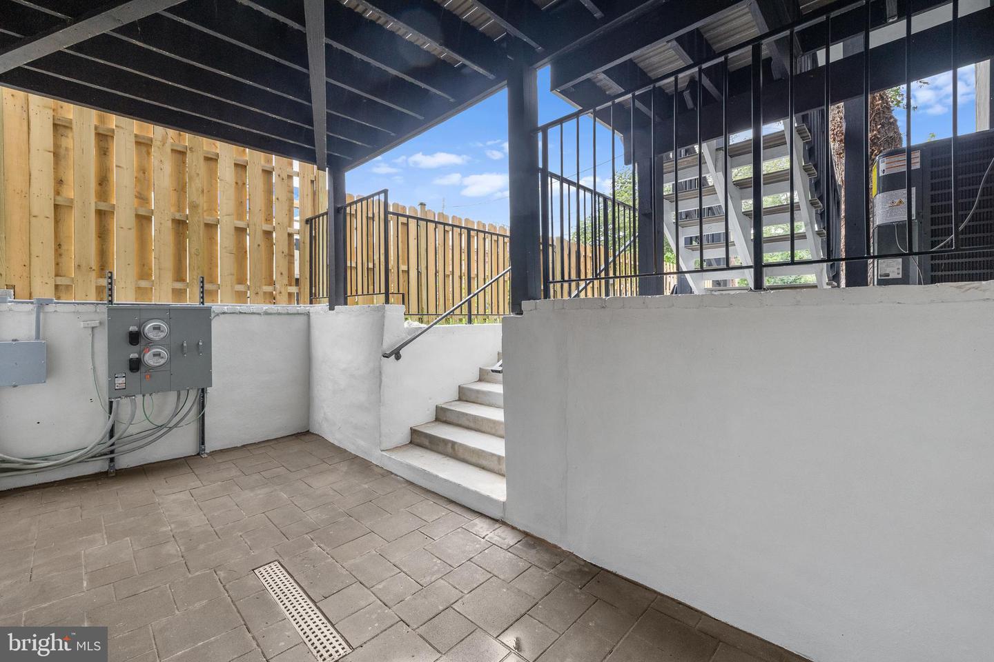 3916 8TH ST NW #B, WASHINGTON, District Of Columbia 20011, 3 Bedrooms Bedrooms, ,3 BathroomsBathrooms,Residential,For sale,3916 8TH ST NW #B,DCDC2216614 MLS # DCDC2216614