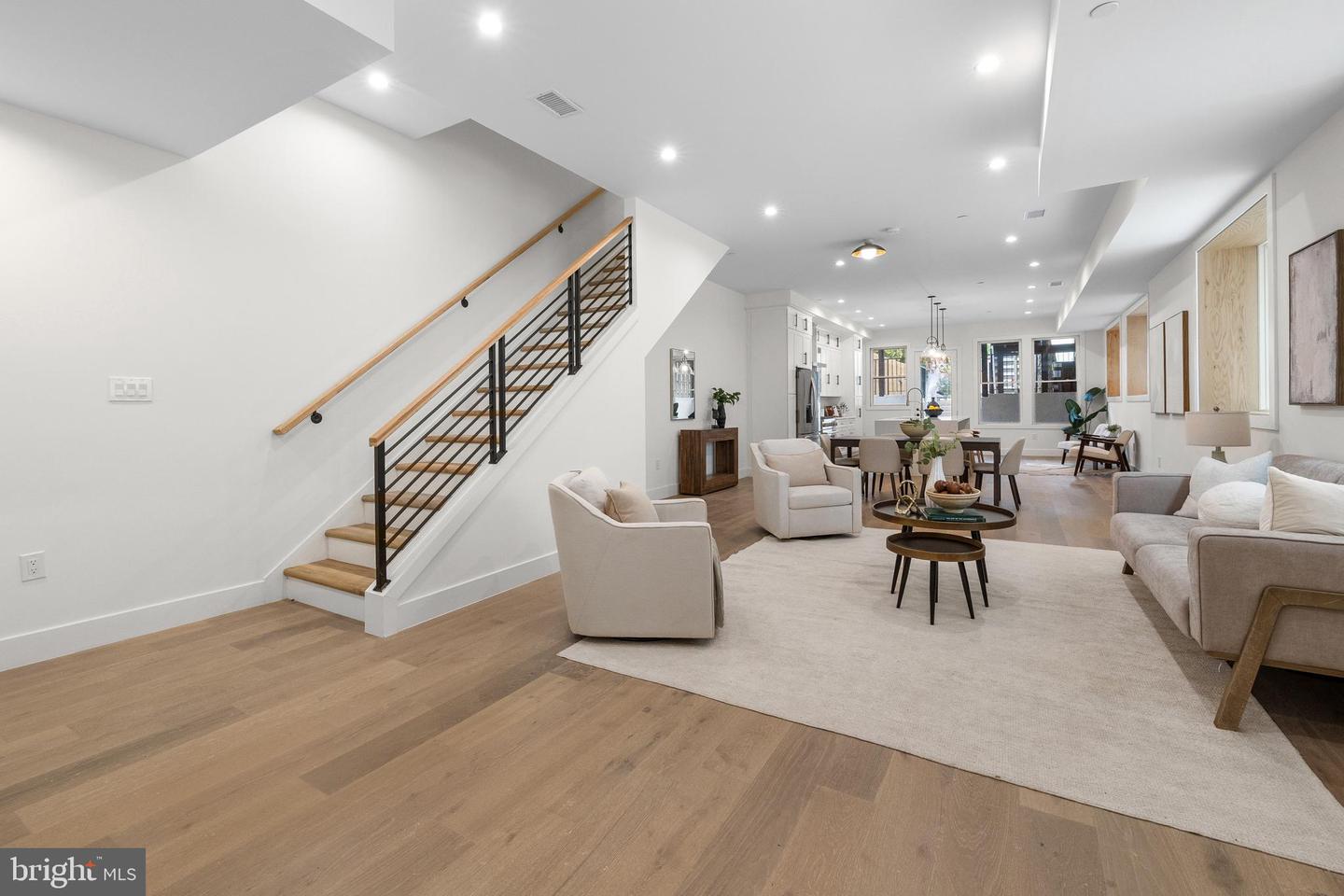 3916 8TH ST NW #B, WASHINGTON, District Of Columbia 20011, 3 Bedrooms Bedrooms, ,3 BathroomsBathrooms,Residential,For sale,3916 8TH ST NW #B,DCDC2216614 MLS # DCDC2216614