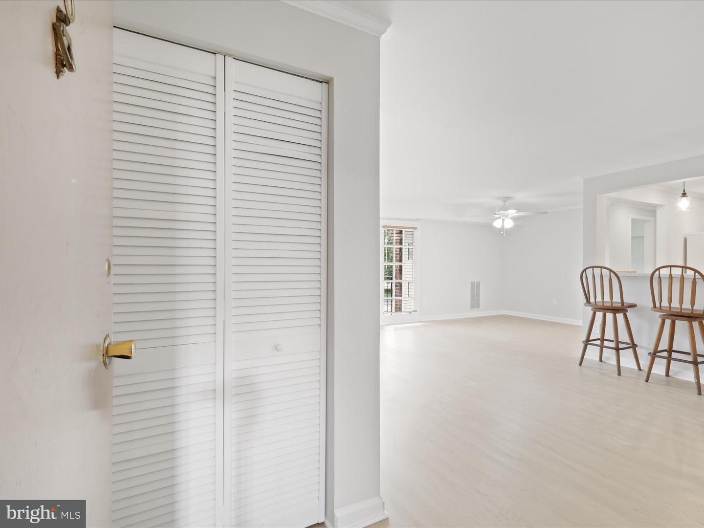 12717 GORDON BLVD #118, WOODBRIDGE, Virginia 22192, 3 Bedrooms Bedrooms, ,2 BathroomsBathrooms,Residential,For sale,12717 GORDON BLVD #118,VAPW2102514 MLS # VAPW2102514