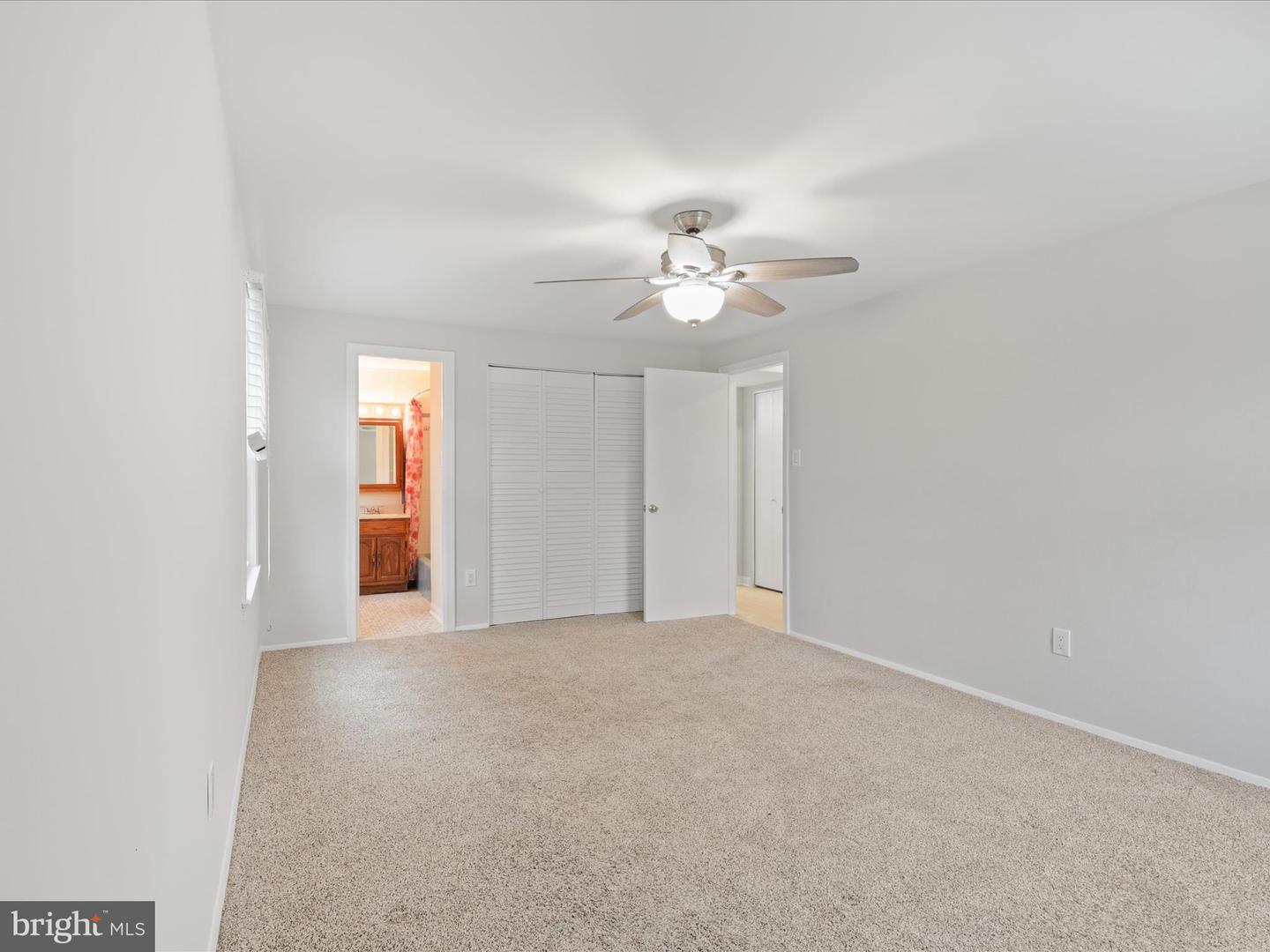 12717 GORDON BLVD #118, WOODBRIDGE, Virginia 22192, 3 Bedrooms Bedrooms, ,2 BathroomsBathrooms,Residential,For sale,12717 GORDON BLVD #118,VAPW2102514 MLS # VAPW2102514