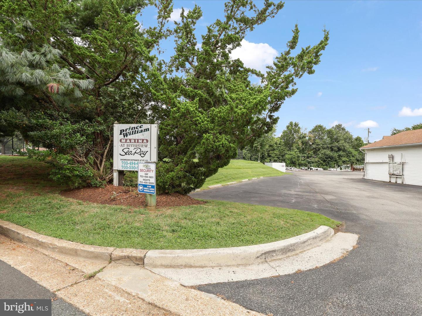 12717 GORDON BLVD #118, WOODBRIDGE, Virginia 22192, 3 Bedrooms Bedrooms, ,2 BathroomsBathrooms,Residential,For sale,12717 GORDON BLVD #118,VAPW2102514 MLS # VAPW2102514