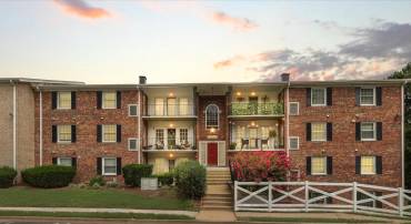 12717 GORDON BLVD #118, WOODBRIDGE, Virginia 22192, 3 Bedrooms Bedrooms, ,2 BathroomsBathrooms,Residential,For sale,12717 GORDON BLVD #118,VAPW2102514 MLS # VAPW2102514