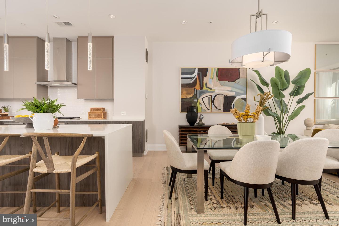 306 S UNION ST, ALEXANDRIA, Virginia 22314, 3 Bedrooms Bedrooms, ,3 BathroomsBathrooms,Residential,For sale,306 S UNION ST,VAAX2048944 MLS # VAAX2048944