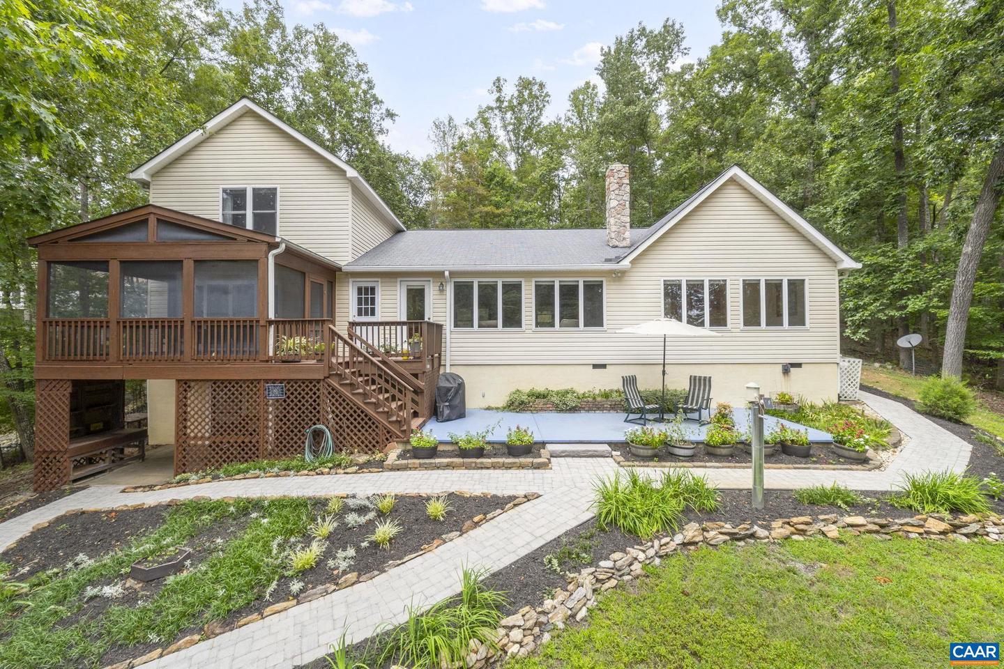 28 POSSUM LN, PALMYRA, Virginia 22963, 3 Bedrooms Bedrooms, ,2 BathroomsBathrooms,Residential,For sale,28 POSSUM LN,668172 MLS # 668172