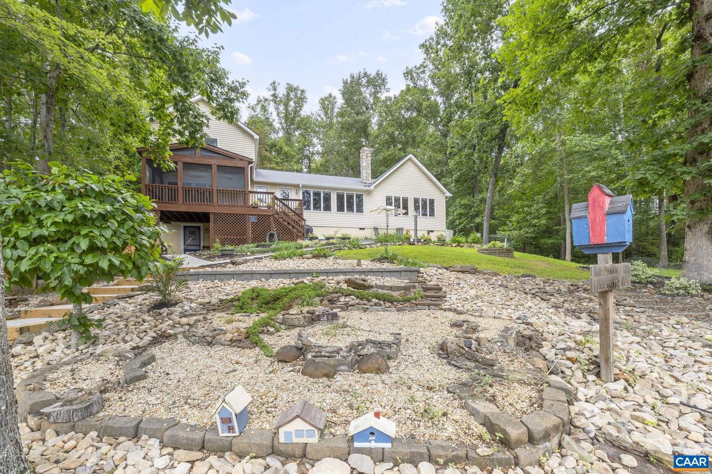 28 POSSUM LN, PALMYRA, Virginia 22963, 3 Bedrooms Bedrooms, ,2 BathroomsBathrooms,Residential,For sale,28 POSSUM LN,668172 MLS # 668172