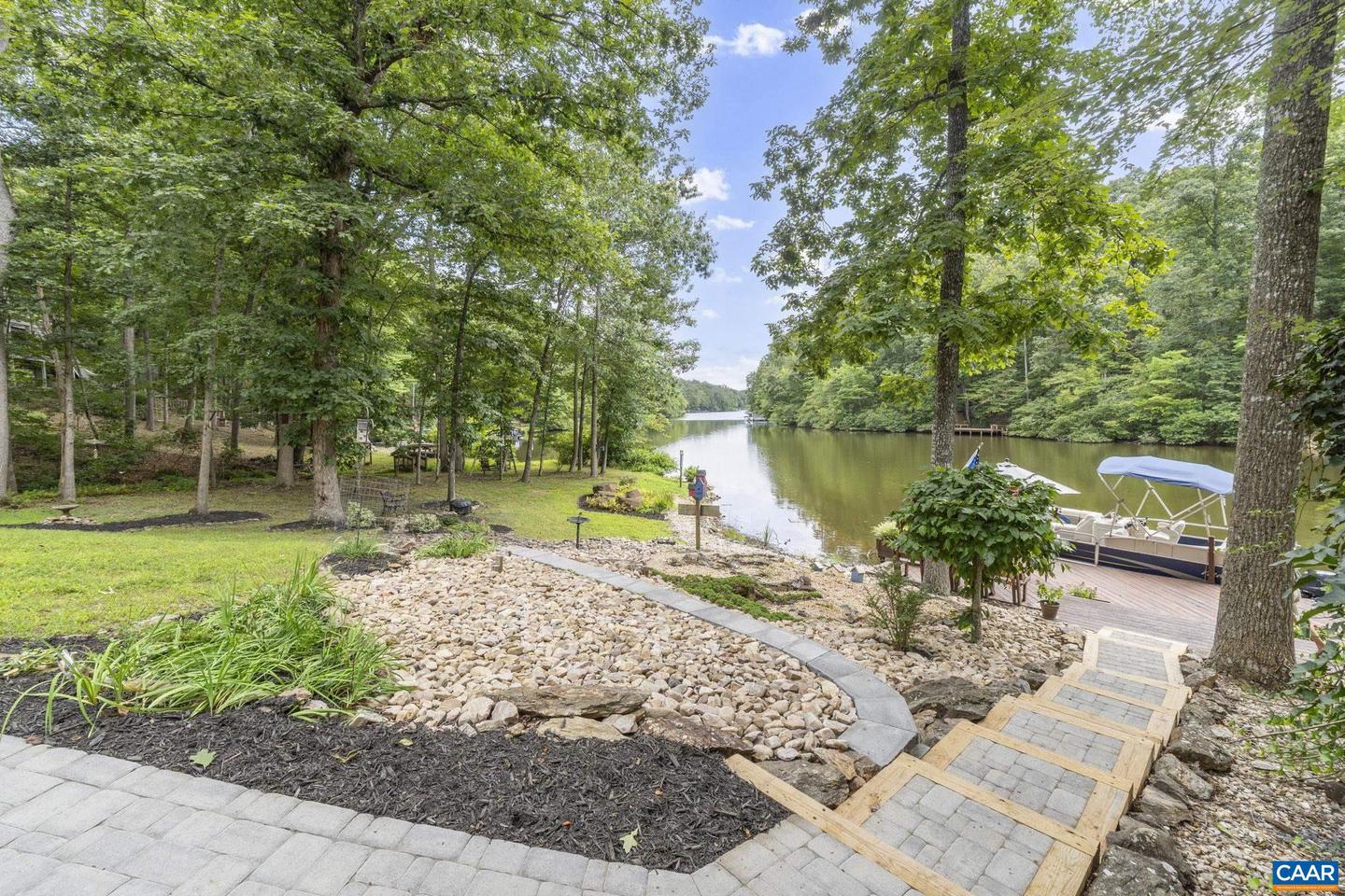28 POSSUM LN, PALMYRA, Virginia 22963, 3 Bedrooms Bedrooms, ,2 BathroomsBathrooms,Residential,For sale,28 POSSUM LN,668172 MLS # 668172