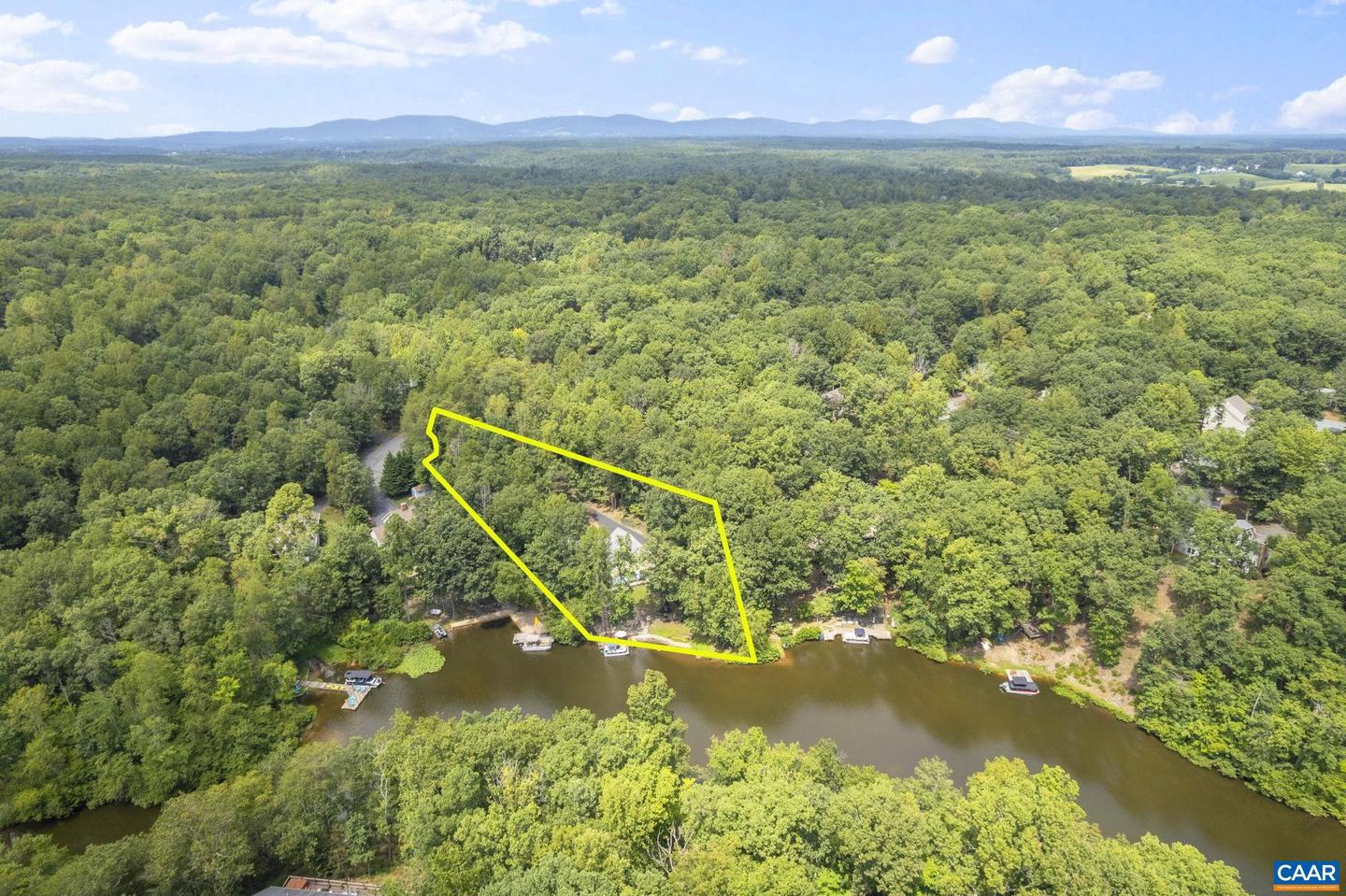 28 POSSUM LN, PALMYRA, Virginia 22963, 3 Bedrooms Bedrooms, ,2 BathroomsBathrooms,Residential,For sale,28 POSSUM LN,668172 MLS # 668172