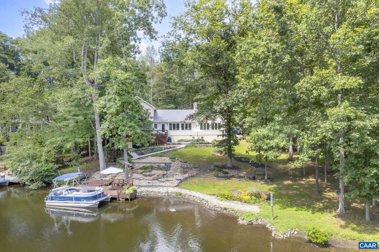 28 POSSUM LN, PALMYRA, Virginia 22963, 3 Bedrooms Bedrooms, ,2 BathroomsBathrooms,Residential,For sale,28 POSSUM LN,668172 MLS # 668172