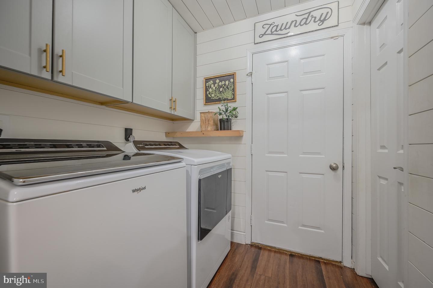 15020 WOODGLEN CT, DUMFRIES, Virginia 22025, 6 Bedrooms Bedrooms, ,3 BathroomsBathrooms,Residential,For sale,15020 WOODGLEN CT,VAPW2102598 MLS # VAPW2102598