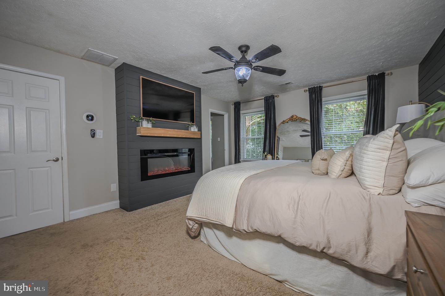 15020 WOODGLEN CT, DUMFRIES, Virginia 22025, 6 Bedrooms Bedrooms, ,3 BathroomsBathrooms,Residential,For sale,15020 WOODGLEN CT,VAPW2102598 MLS # VAPW2102598