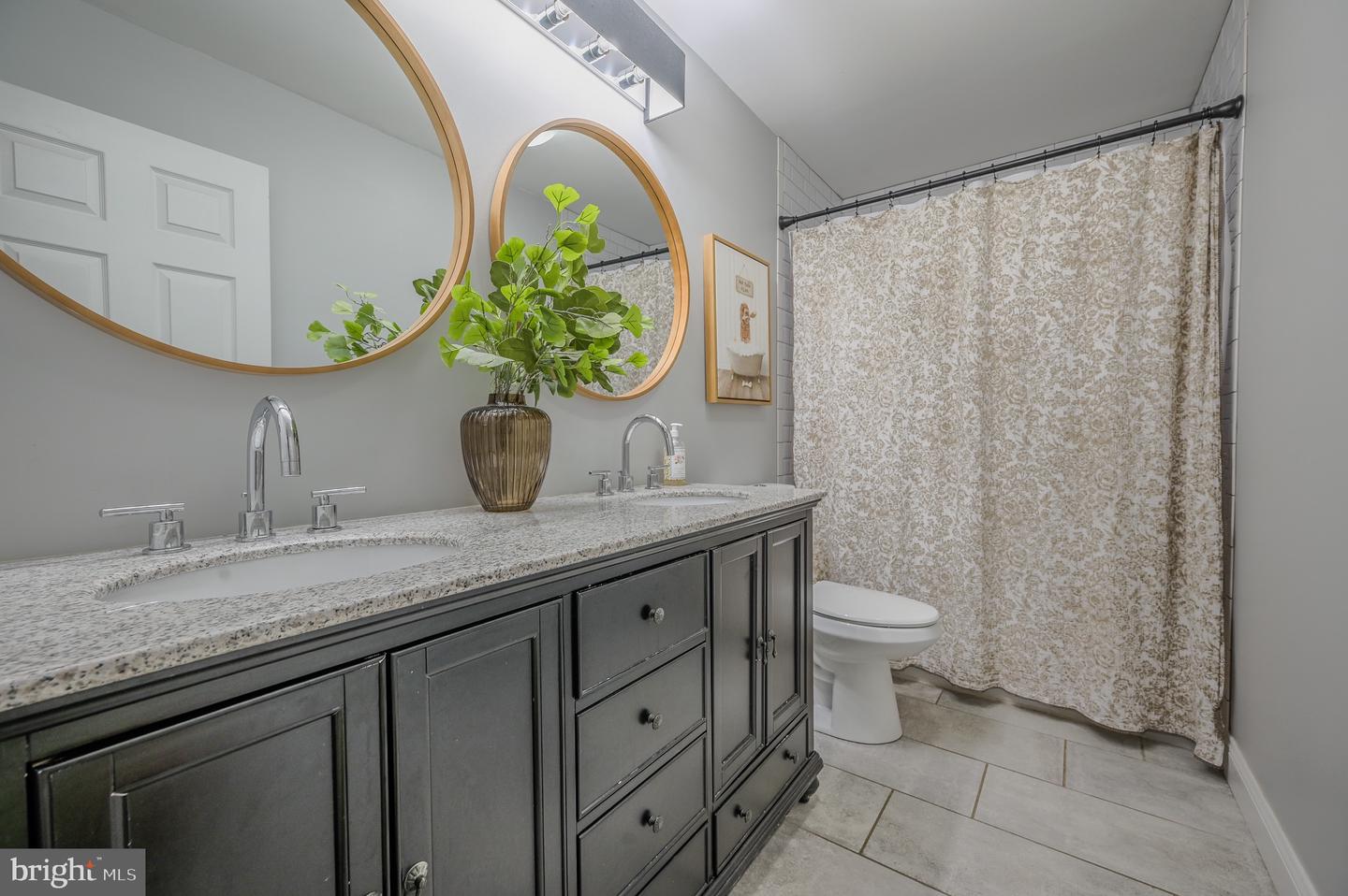 15020 WOODGLEN CT, DUMFRIES, Virginia 22025, 6 Bedrooms Bedrooms, ,3 BathroomsBathrooms,Residential,For sale,15020 WOODGLEN CT,VAPW2102598 MLS # VAPW2102598