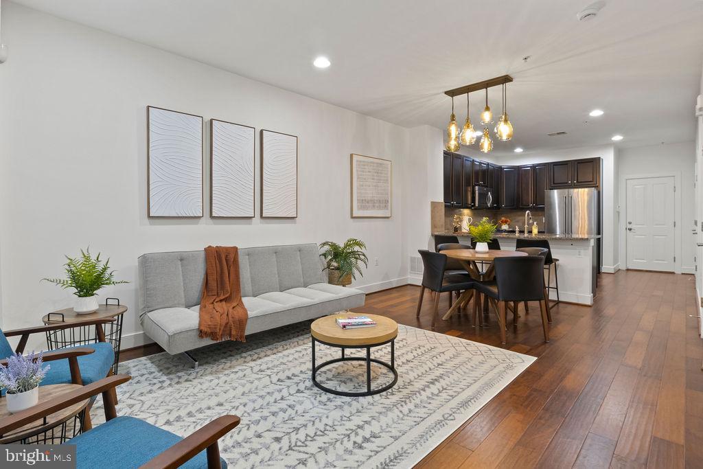 2215 RICHMOND HWY #101, ALEXANDRIA, Virginia 22301, 3 Bedrooms Bedrooms, ,2 BathroomsBathrooms,Residential,For sale,2215 RICHMOND HWY #101,VAAX2048958 MLS # VAAX2048958