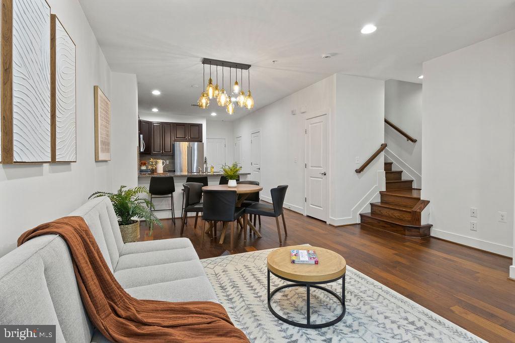 2215 RICHMOND HWY #101, ALEXANDRIA, Virginia 22301, 3 Bedrooms Bedrooms, ,2 BathroomsBathrooms,Residential,For sale,2215 RICHMOND HWY #101,VAAX2048958 MLS # VAAX2048958